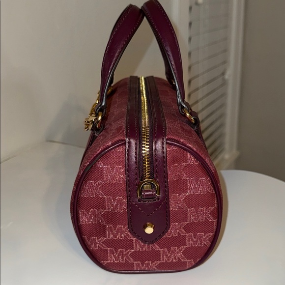 Michael Kors Zooey Medium Barrel Messenger Bag - Picture 3 of 10